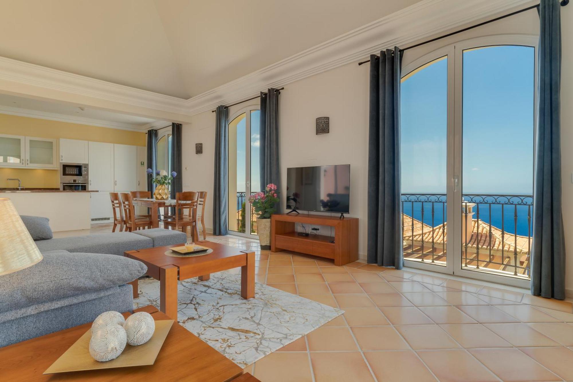 Villa Eve Palheiro Village By Holiday Rental Madeira Funchal  Exteriör bild