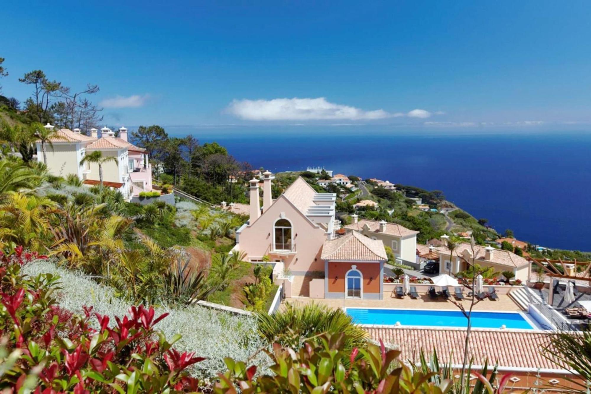 Villa Eve Palheiro Village By Holiday Rental Madeira Funchal  Exteriör bild